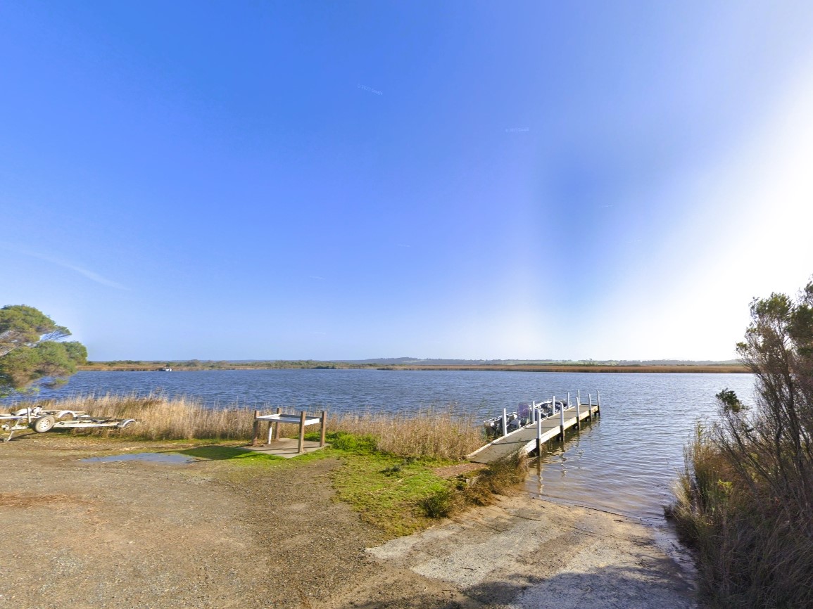 Corringle Slips Boat Ramp and Jetty