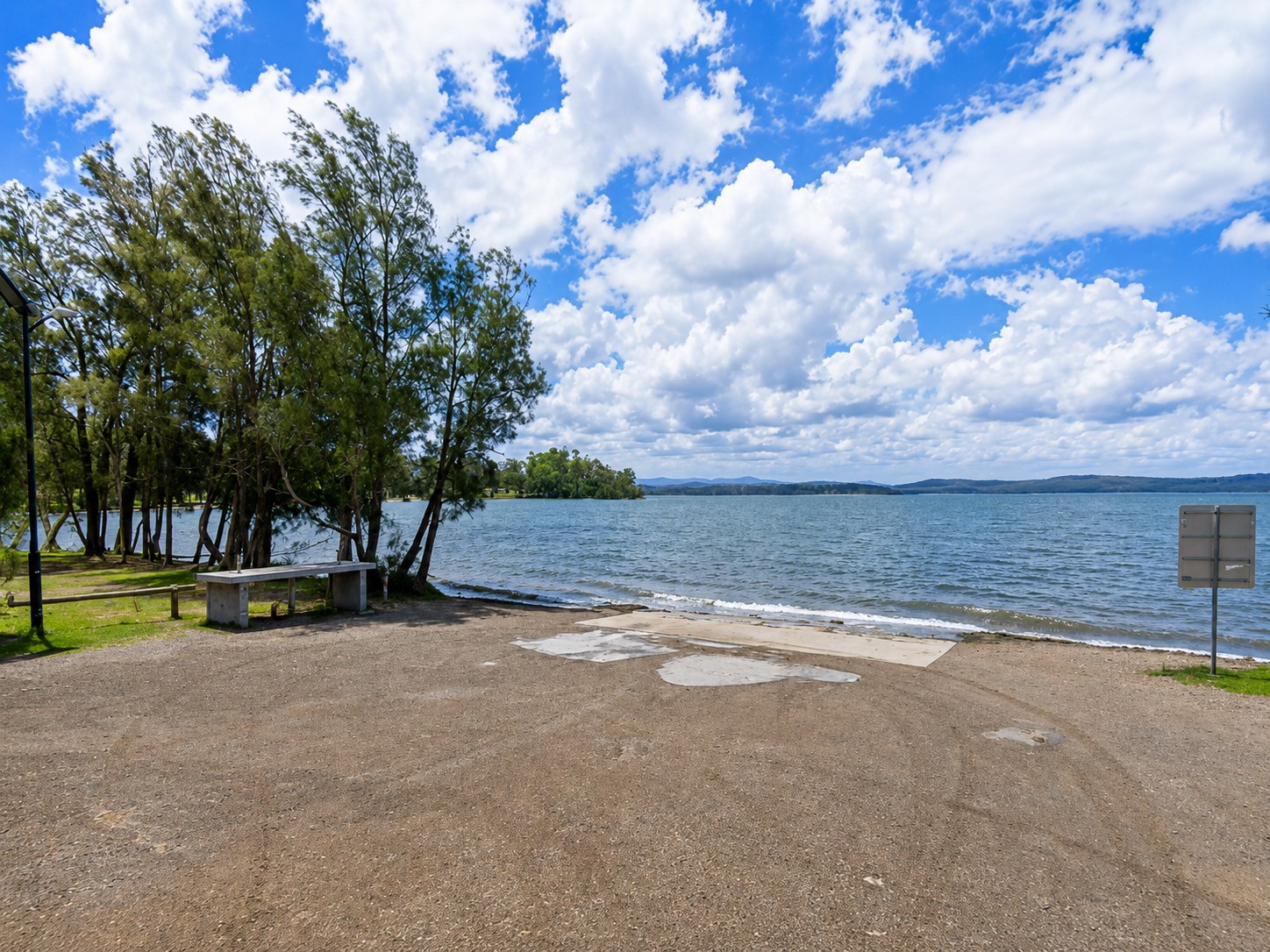 Balcolyn Boat Ramp (Near Hall Reserve)