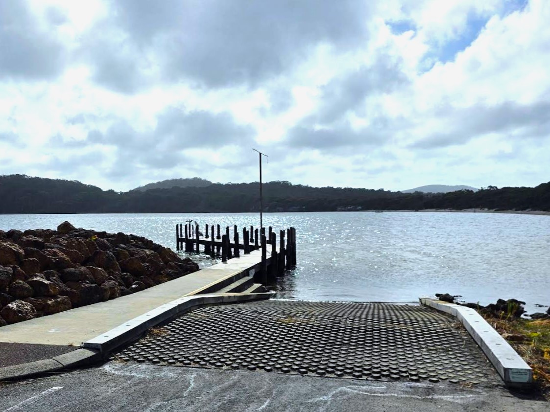 coalmine beach boat ramp