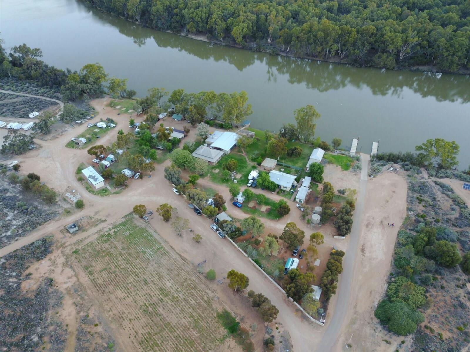 fort courage caravan park boat ramp