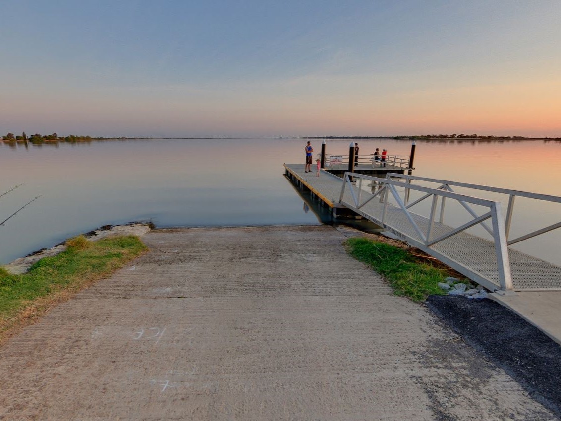 Kangaroo Lake Boat Ramp