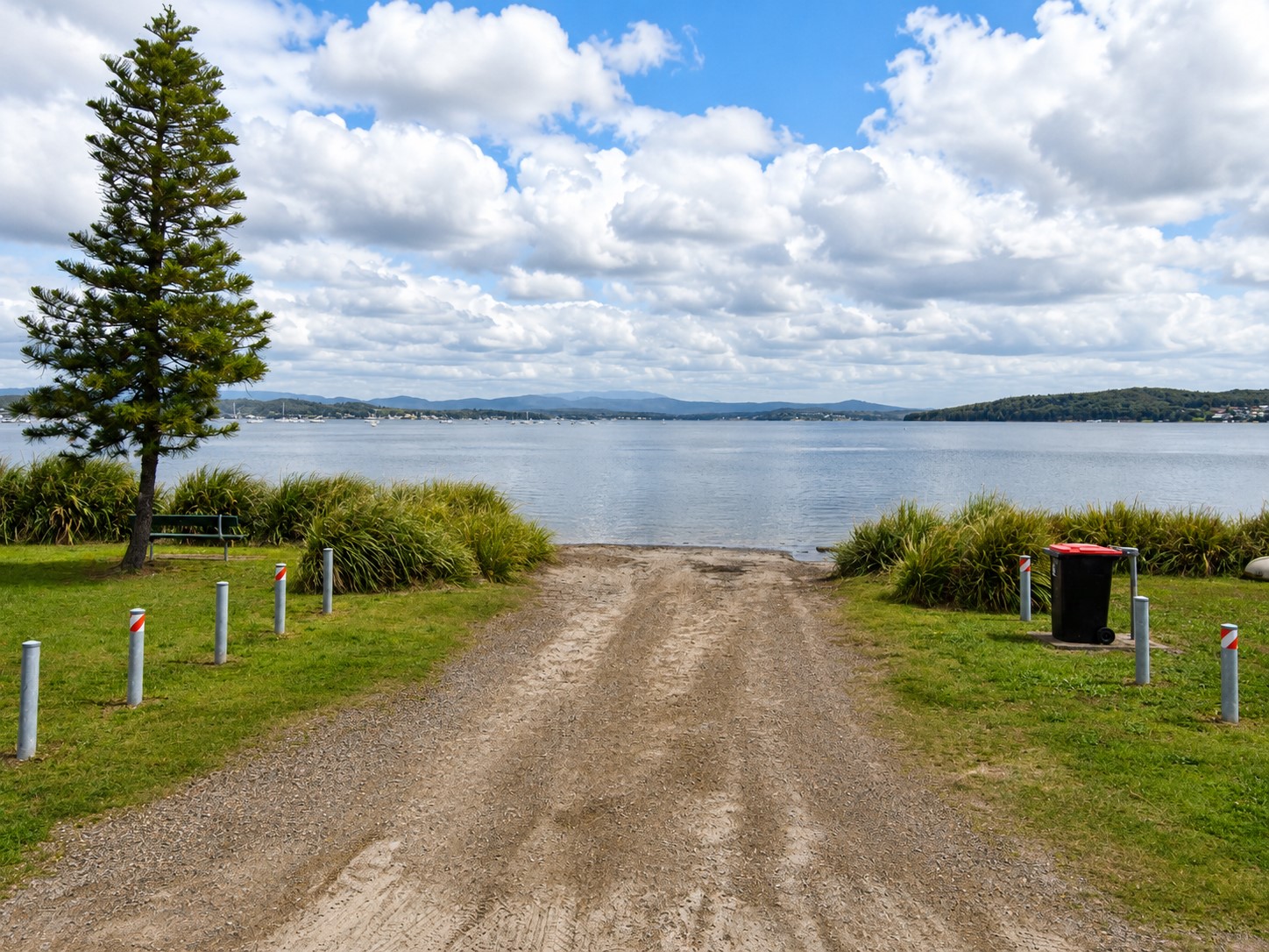 Marks Point Boat Ramp
